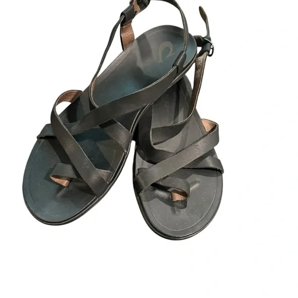 OluKai upena sandal toe strap ankle buckle leather summer sandal beach black 10 - Picture 1 of 6
